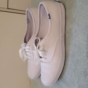 White keds